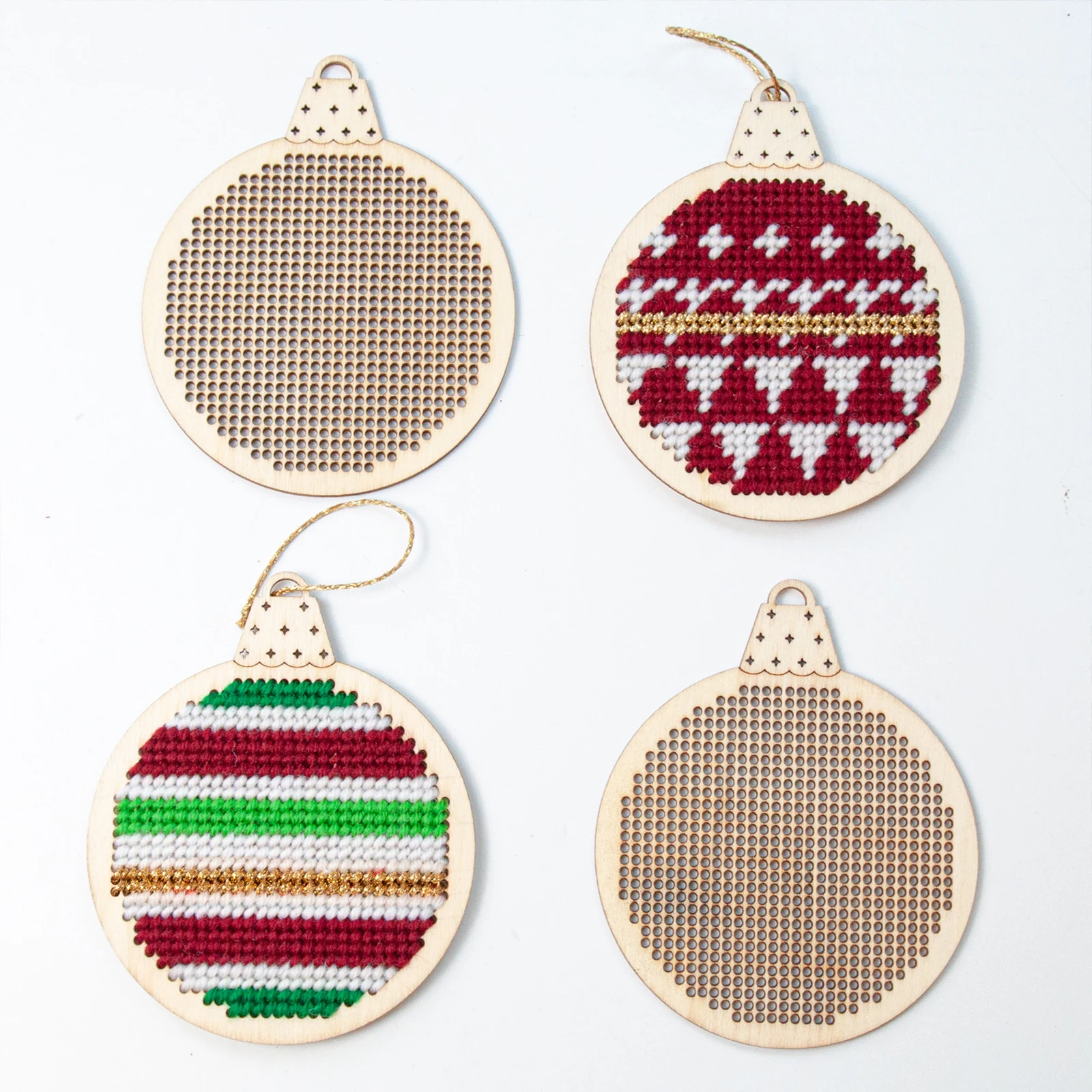 12 個クリスマスクロスステッチ穴彫り木製ペンダント刺繍スラ - Embroidery Xmas Tree のレビューと価格