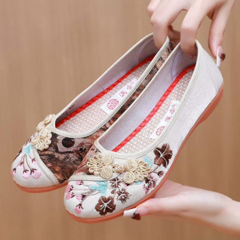 レトロ中国風の女性のキャンバスシューズ刺繍伝統的な滑り止めス - Embroidery Style のレビューと価格